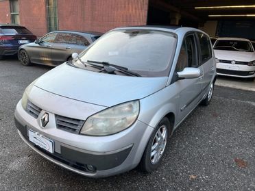 RENAULT Scenic Gancio traino