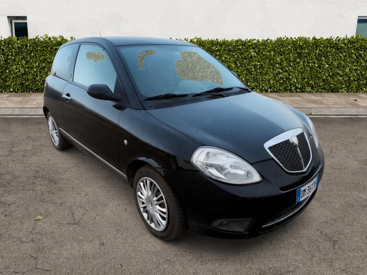 Lancia Ypsilon 1.4 Argento