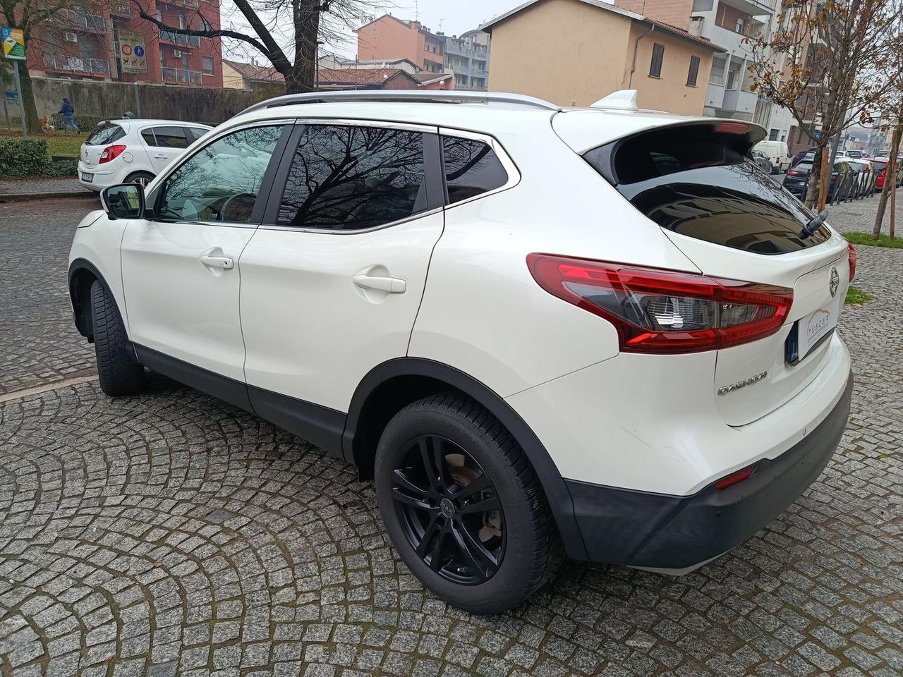 Nissan Qashqai Business Plus 1.6 dCi #8740