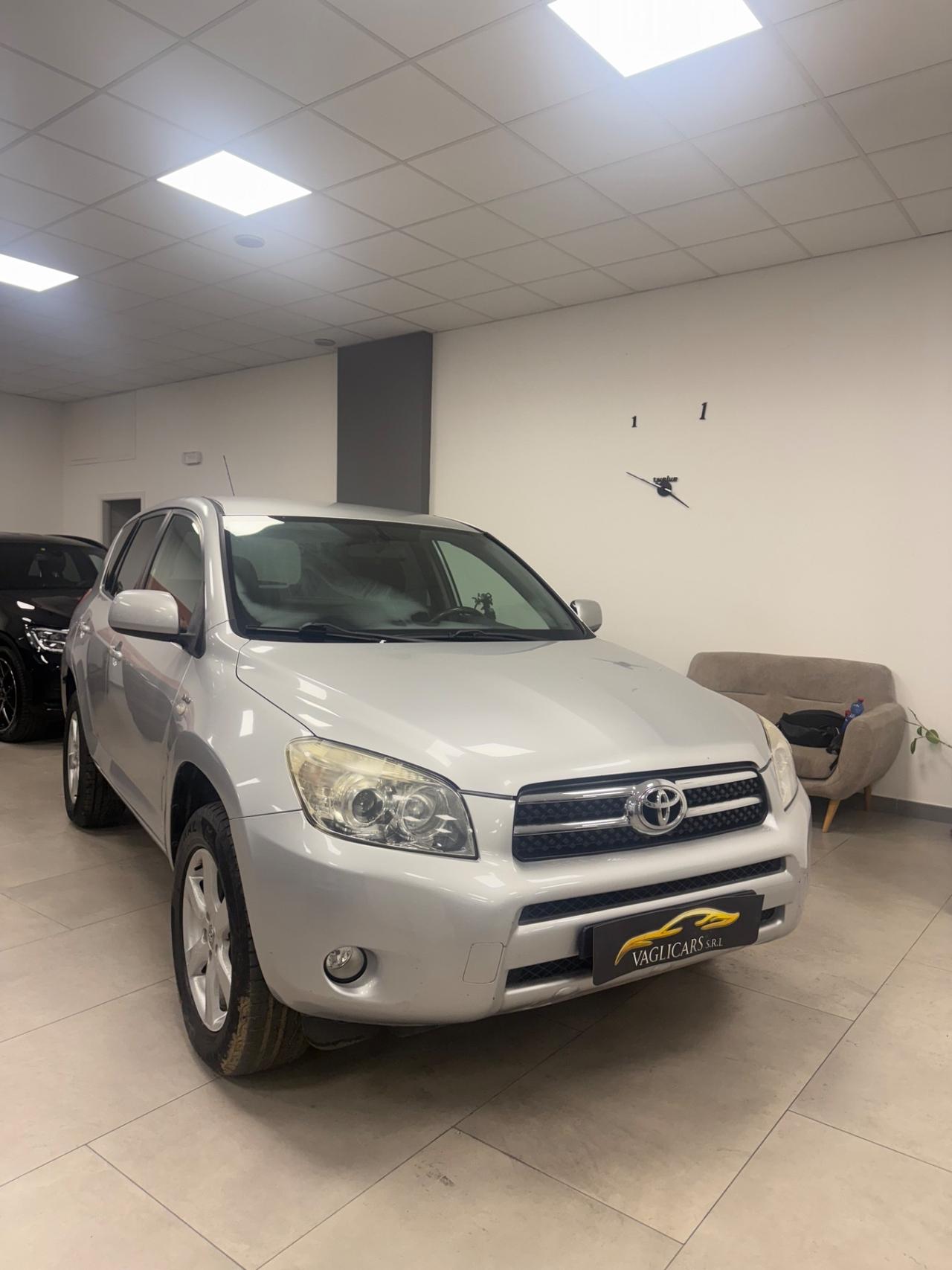 Toyota RAV 4 RAV4 Crossover 2.2 D-4D 136 CV Sol