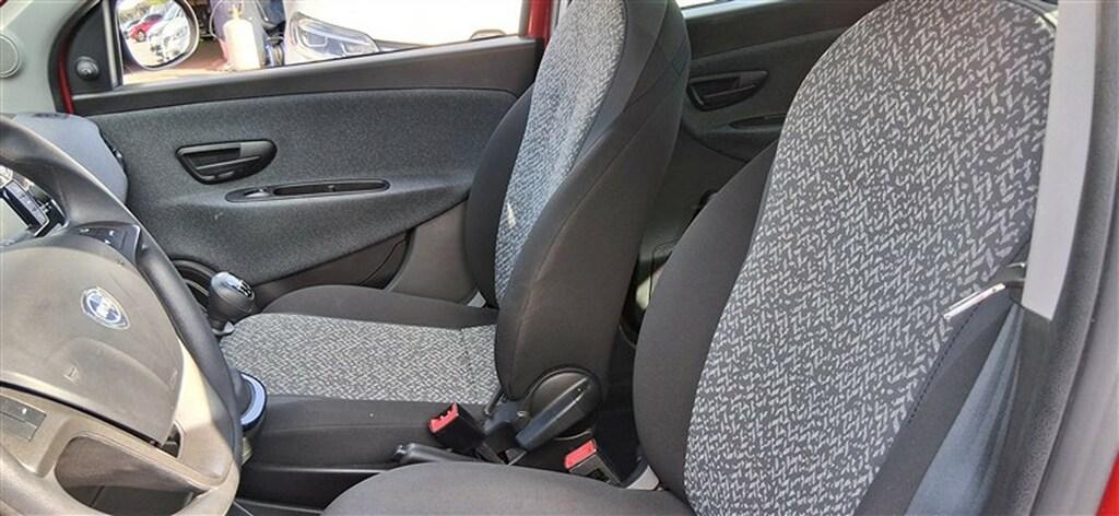 Lancia Ypsilon 5 Porte 1.0 FireFly Hybrid Silver