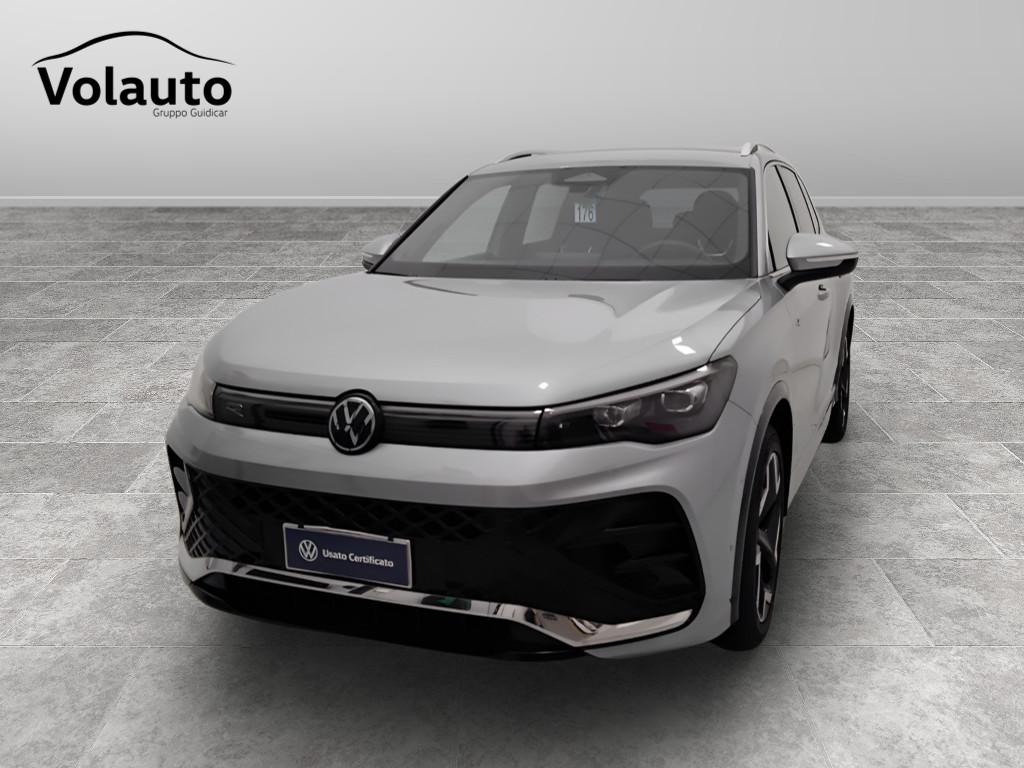 VOLKSWAGEN Tiguan III 2024 - Tiguan 2.0 tdi R-Line 150cv dsg