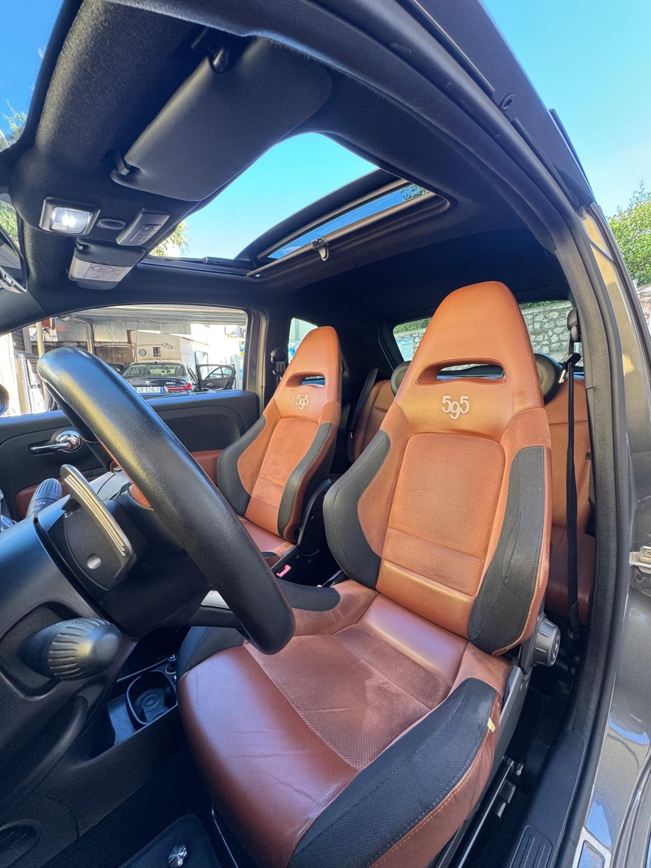Abarth 595 1.4 T-Jet 160 CV MTA Competizione SABELT
