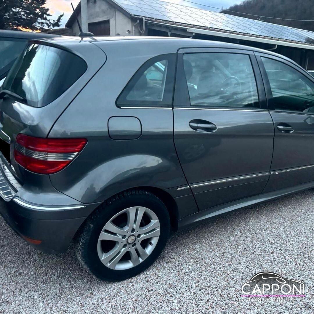 Mercedes-benz B 170 CAMBIO DA RIVEDERE