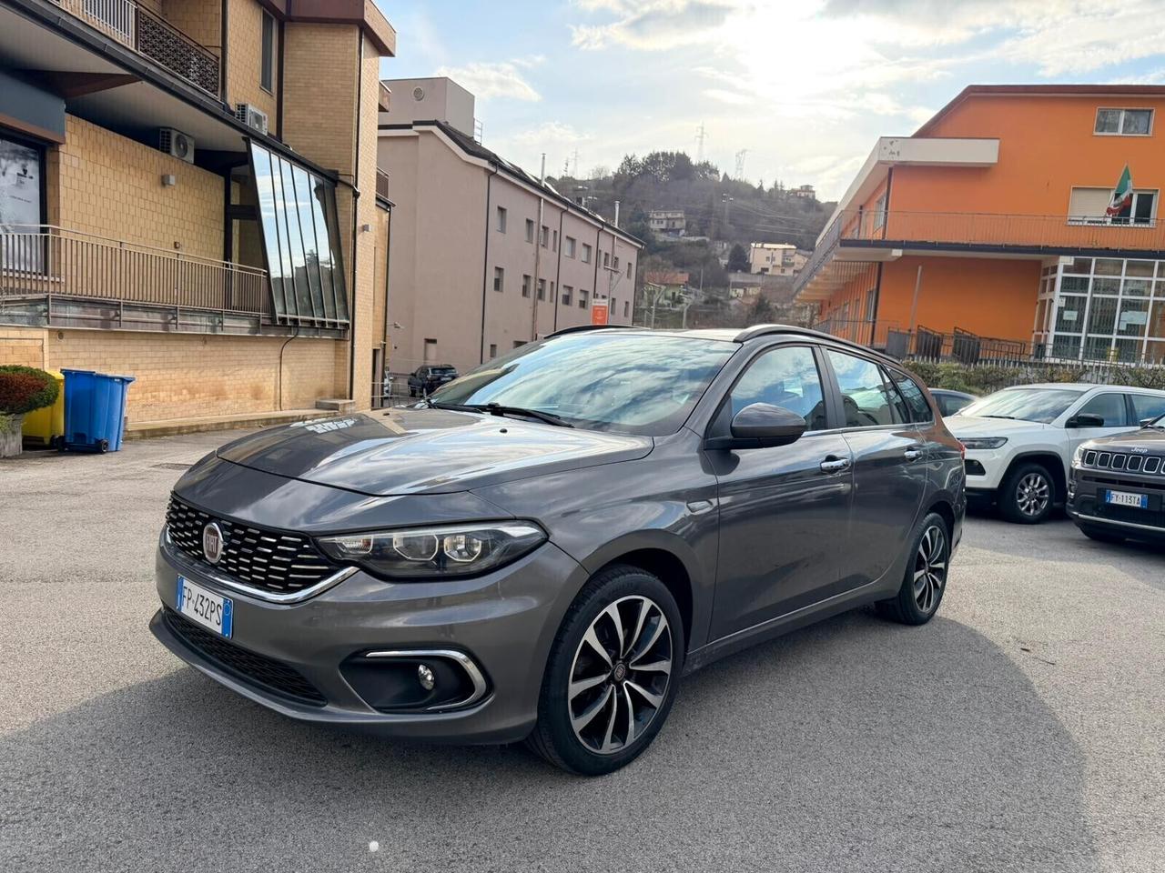 FIAT Tipo 1.6 Mjt S&S SW DCT Lounge 2018