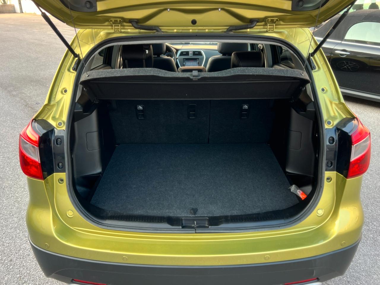 Suzuki S-Cross 1.6 DDiS 4WD All Grip Star View FULL OPTIONAL