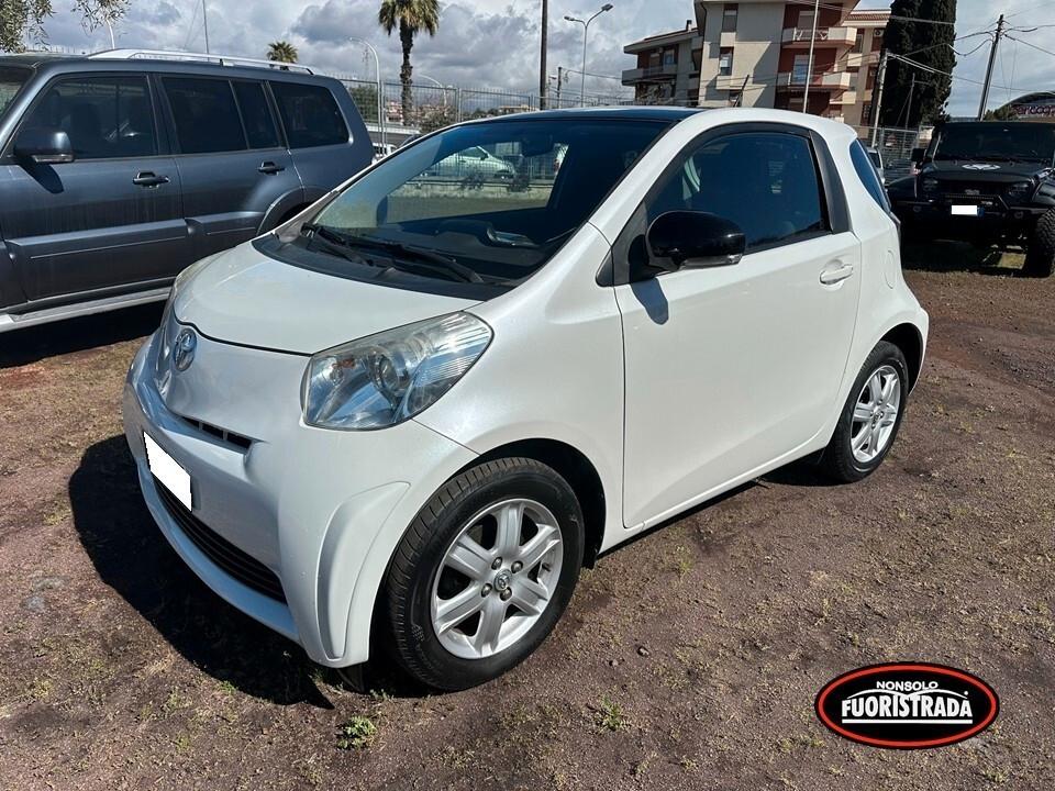 Toyota iQ 1.0 Sol Bianco perla tetto nero Lucido