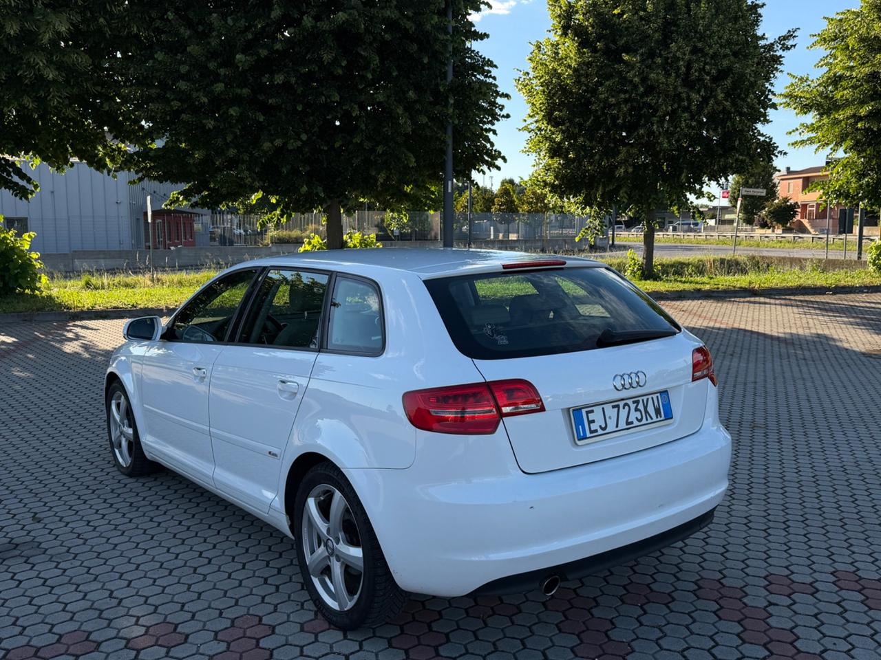 Audi A3 SPB 1.6 TDI CR F.AP. Young Edition