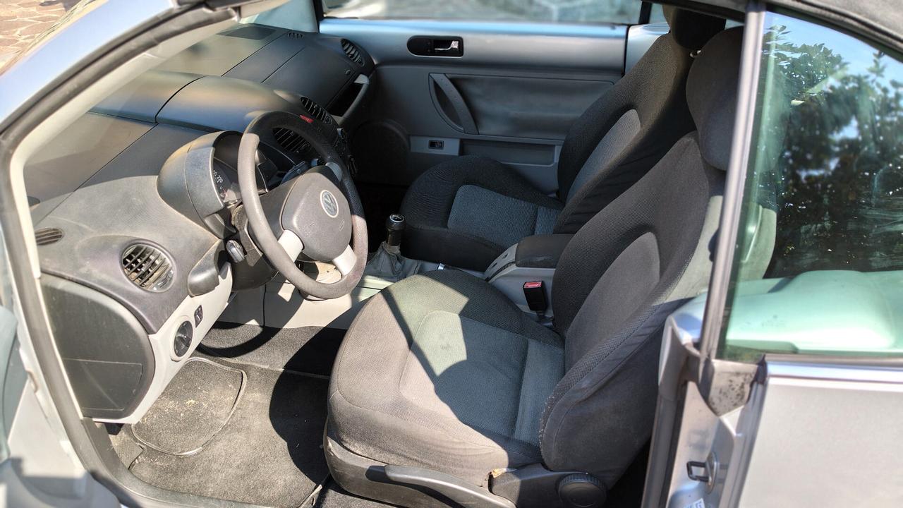 Volkswagen New Beetle 1.9 TDI 101CV Cabrio