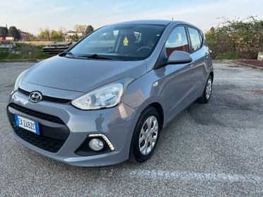 Hyundai i10 EURO 6 1.0 MPI STYLE ADATTA AI NEOPATENTATI UNICO PROPRIETARIO