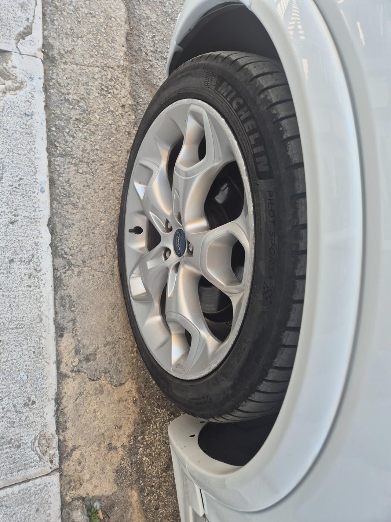 FORD KUGA 2.0 TDCI 140 CV ANNO 2012 INDIVIDUAL