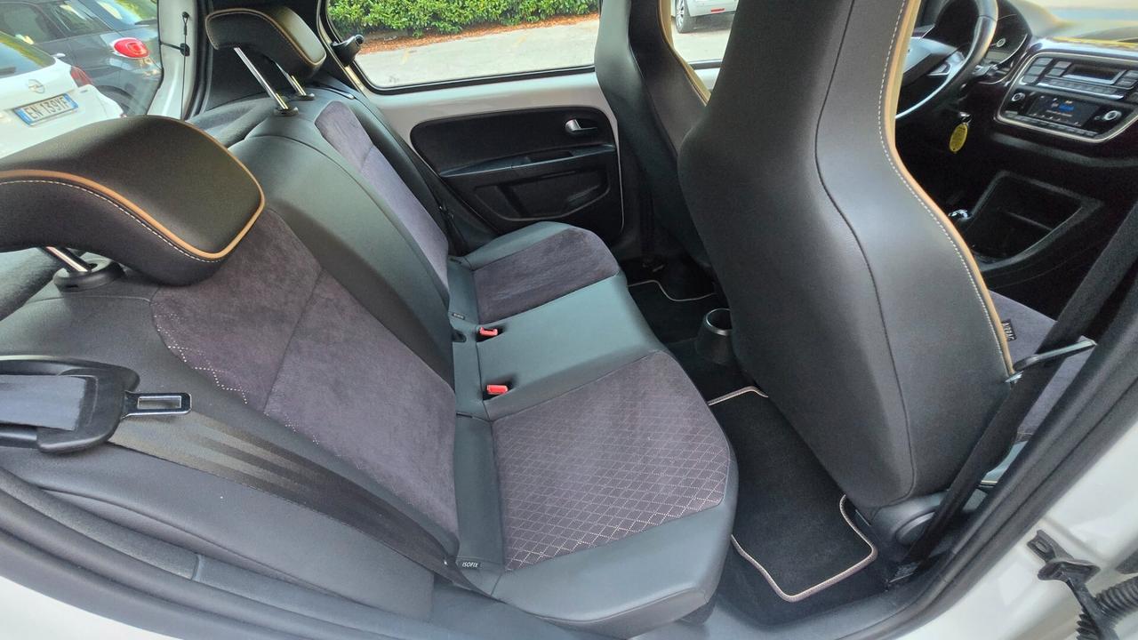 Seat Mii 1.0 68 CV 5 porte by Cosmopolitan Ecofuel Bi-Color