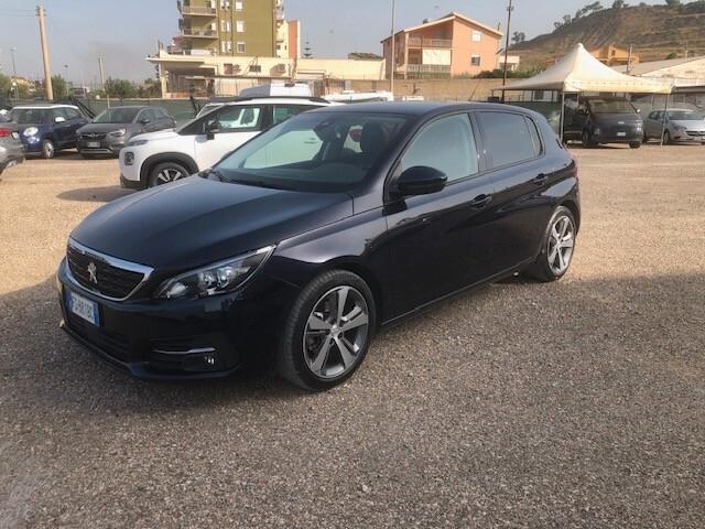 Peugeot 308 BlueHDi 130 S&S EAT8 Allure