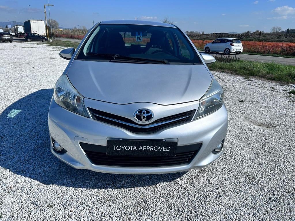 TOYOTA Yaris III 2011 - Yaris 5p 1.0 Lounge c/CL