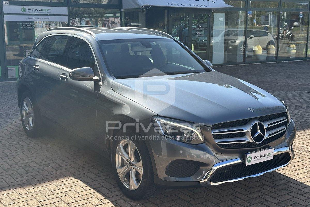 MERCEDES GLC 220 d 4Matic Business