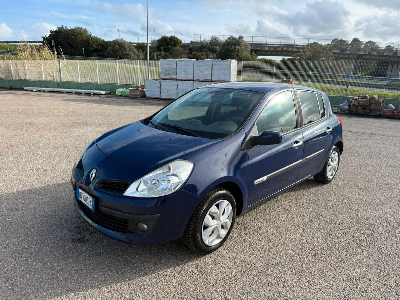 Renault Clio 1.5 dCi 85CV 5 porte Rip Curl