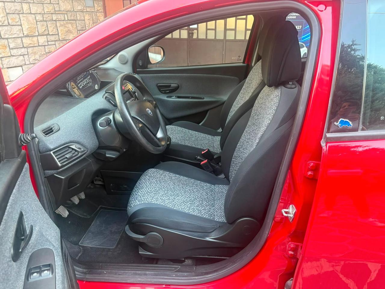 Lancia Ypsilon 1.2 69 CV 5 porte S&S Elefantino Blu