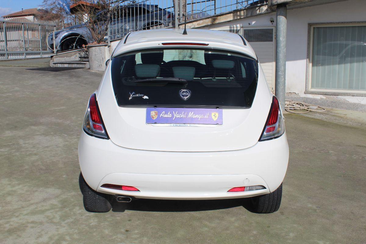 LANCIA - Ypsilon - 1.2 69 CV 5 porte Elefantino