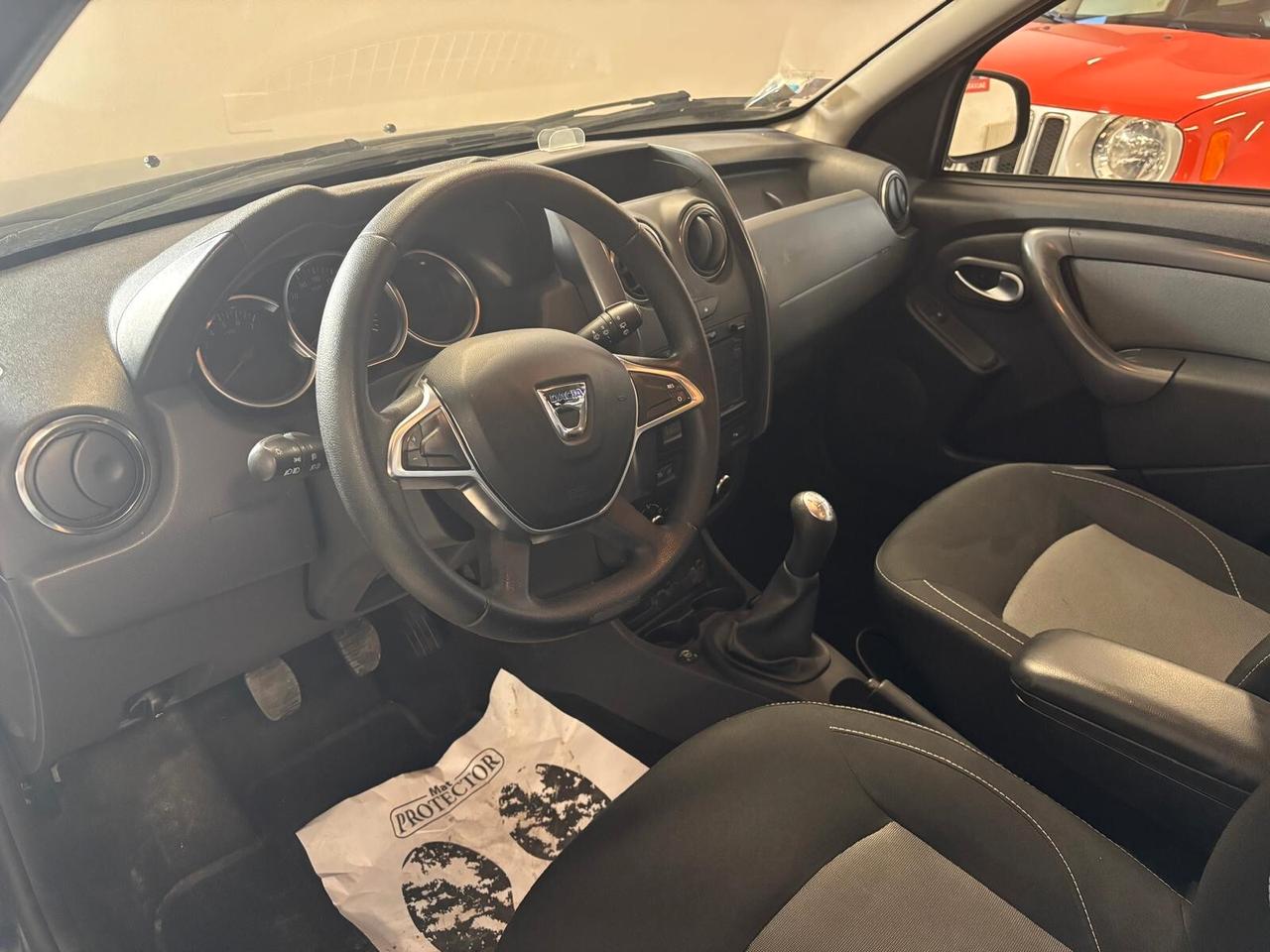 DACIA DUSTER ANNO 2017 BENZINA GPL ADATTA NEOPATENTATI KM 127 mila