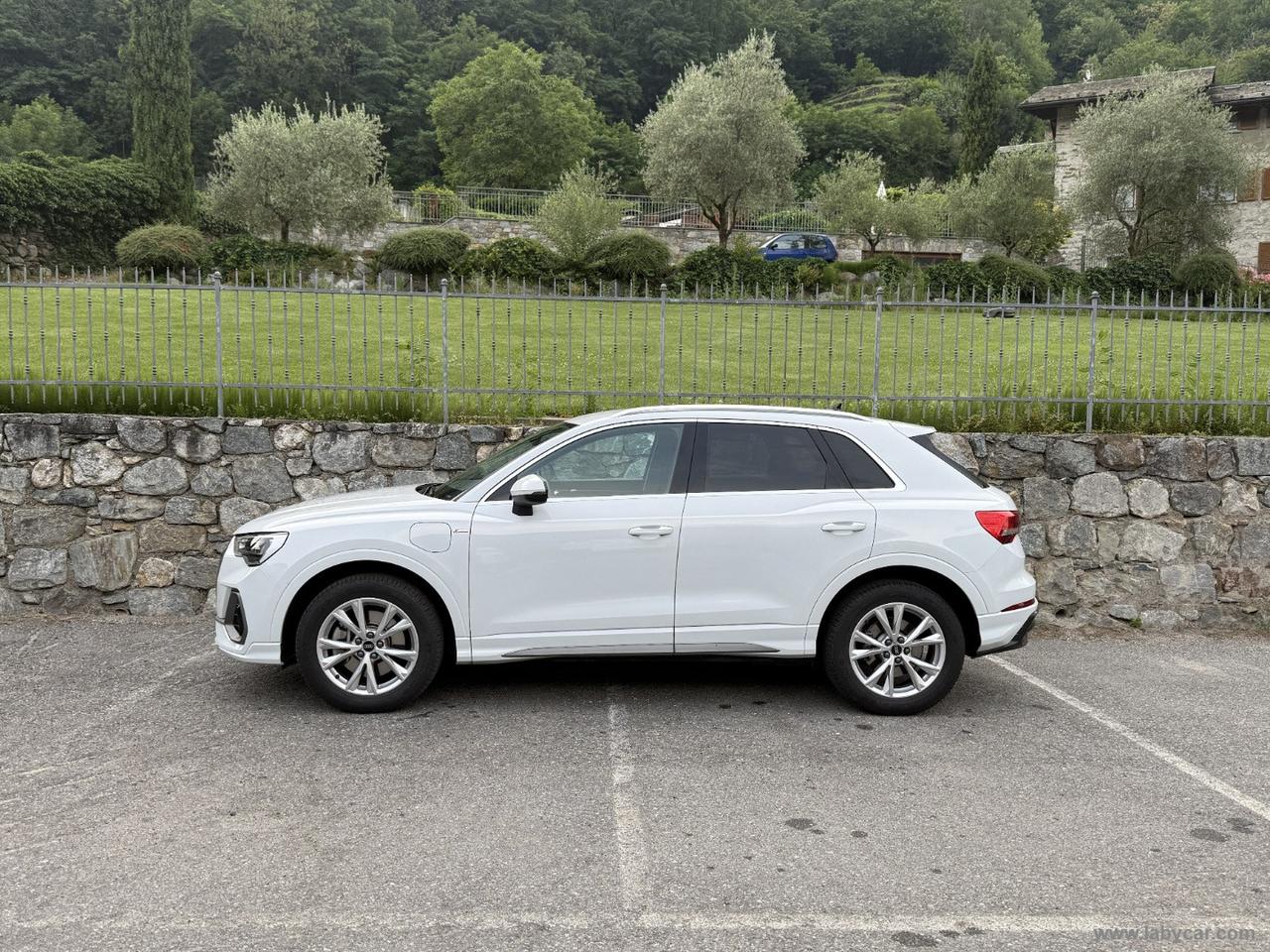 AUDI Q3 45 TFSI e S tronic S line 245 CV ADAPTIVE