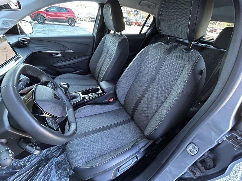 Peugeot 208 PureTech 100cv Allure 5p NAVI + CAMERA 360 GRADI