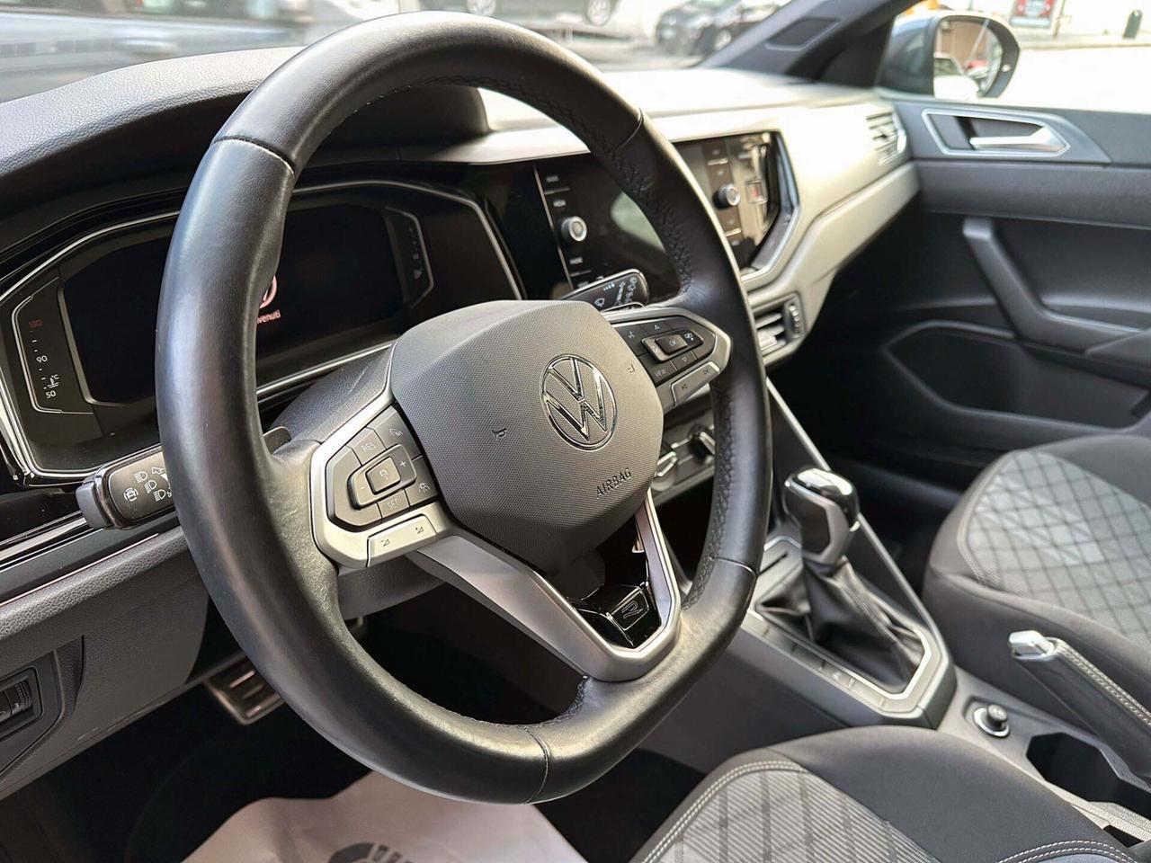 Volkswagen Taigo 1.0 TSI 110 CV DSG R-Line Tetto Apribile