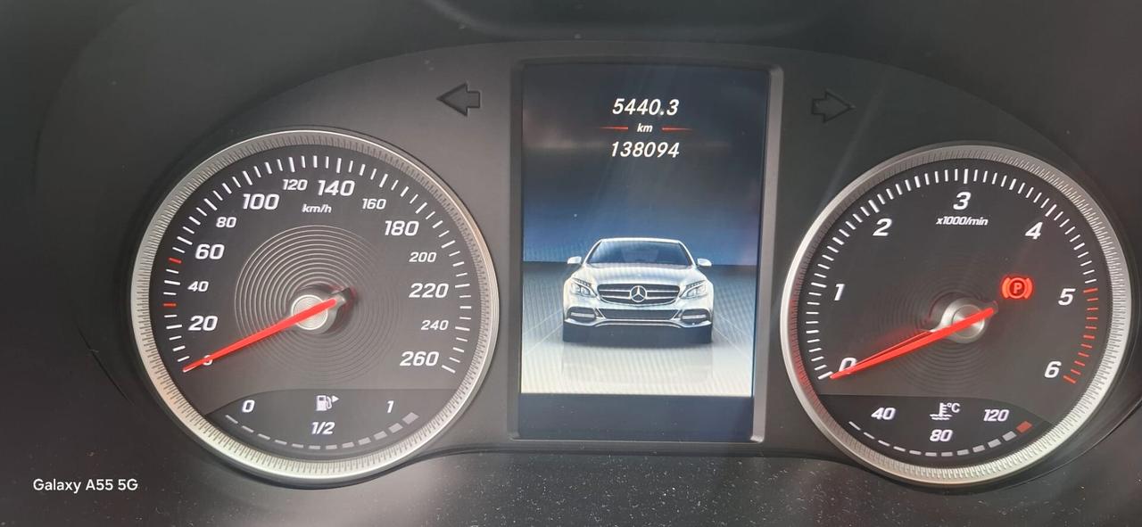 Mercedes-benz C 180 d Auto Premium