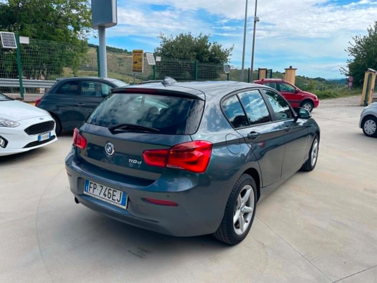 Bmw 118 118d 5p. Business