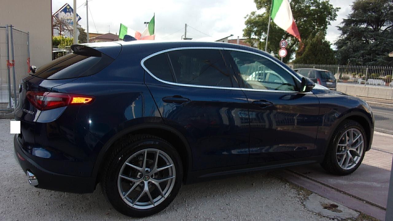 Alfa Romeo Stelvio 2.2 Turbodiesel 210 CV AT8 Q4 Executive