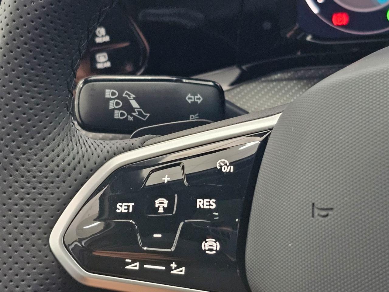 Volkswagen Golf R-Line Tetto Navi Camera C.18" RLine R Line