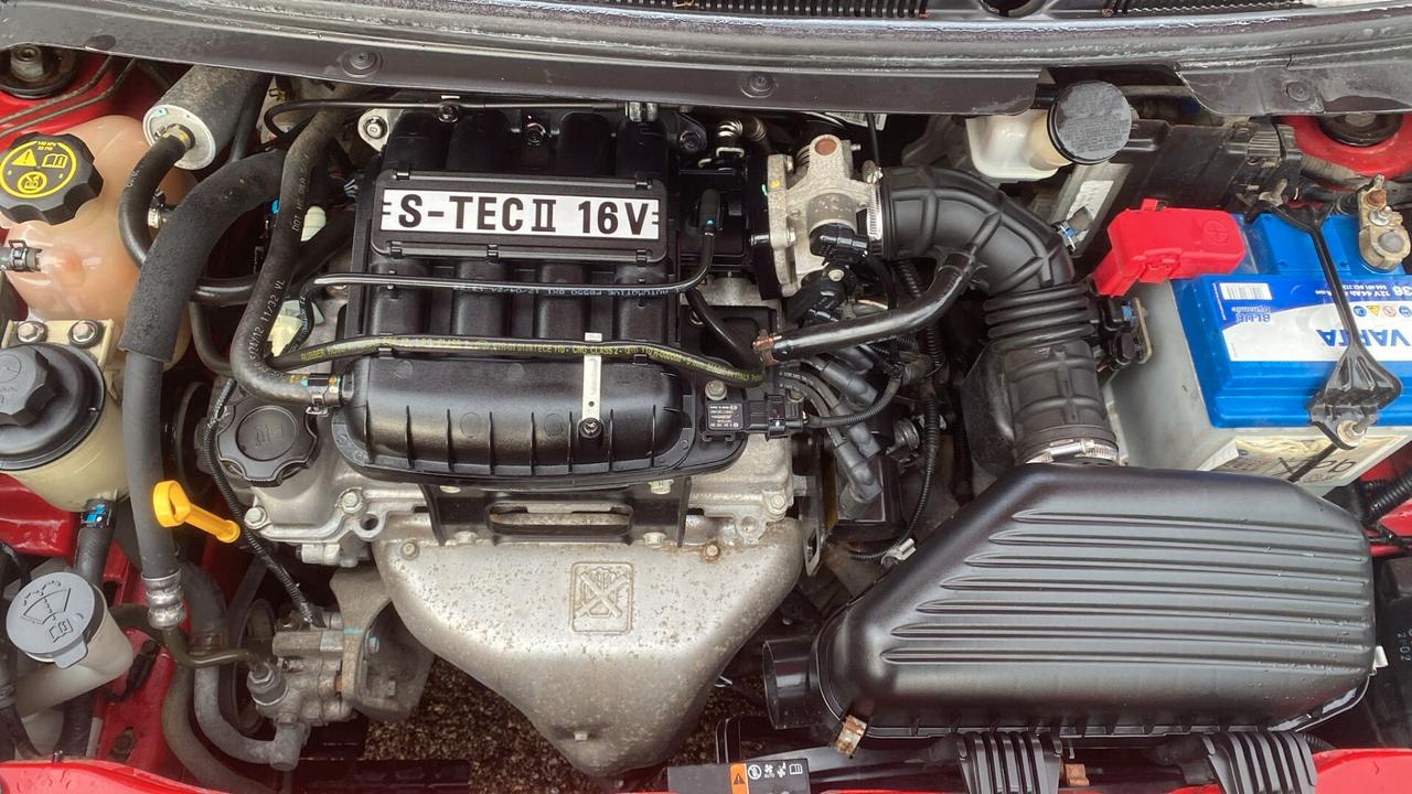 Chevrolet Spark 1.0 GPL Eco Logic Pink Lady Special Edition