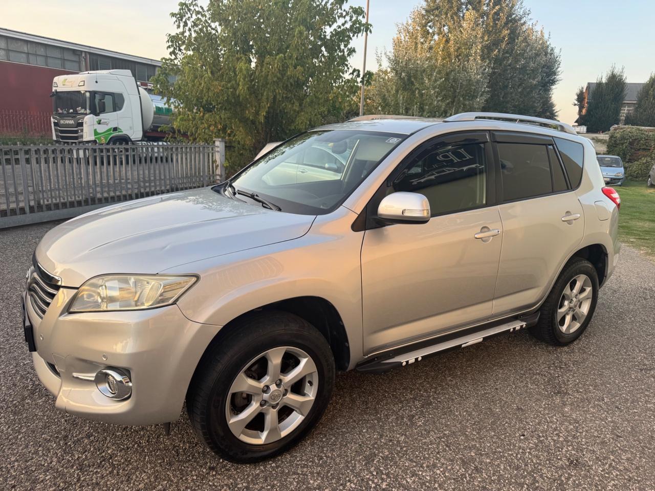 Toyota RAV 4 RAV4 Crossover 2.2 D-4D 150 CV DPF Exclusive