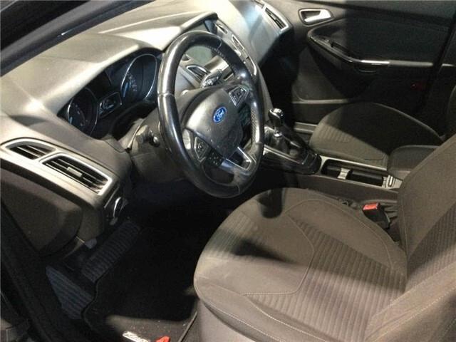 Ford Focus BERLINA 1.5 TDCi *TITANIUM-FULL OPT.*