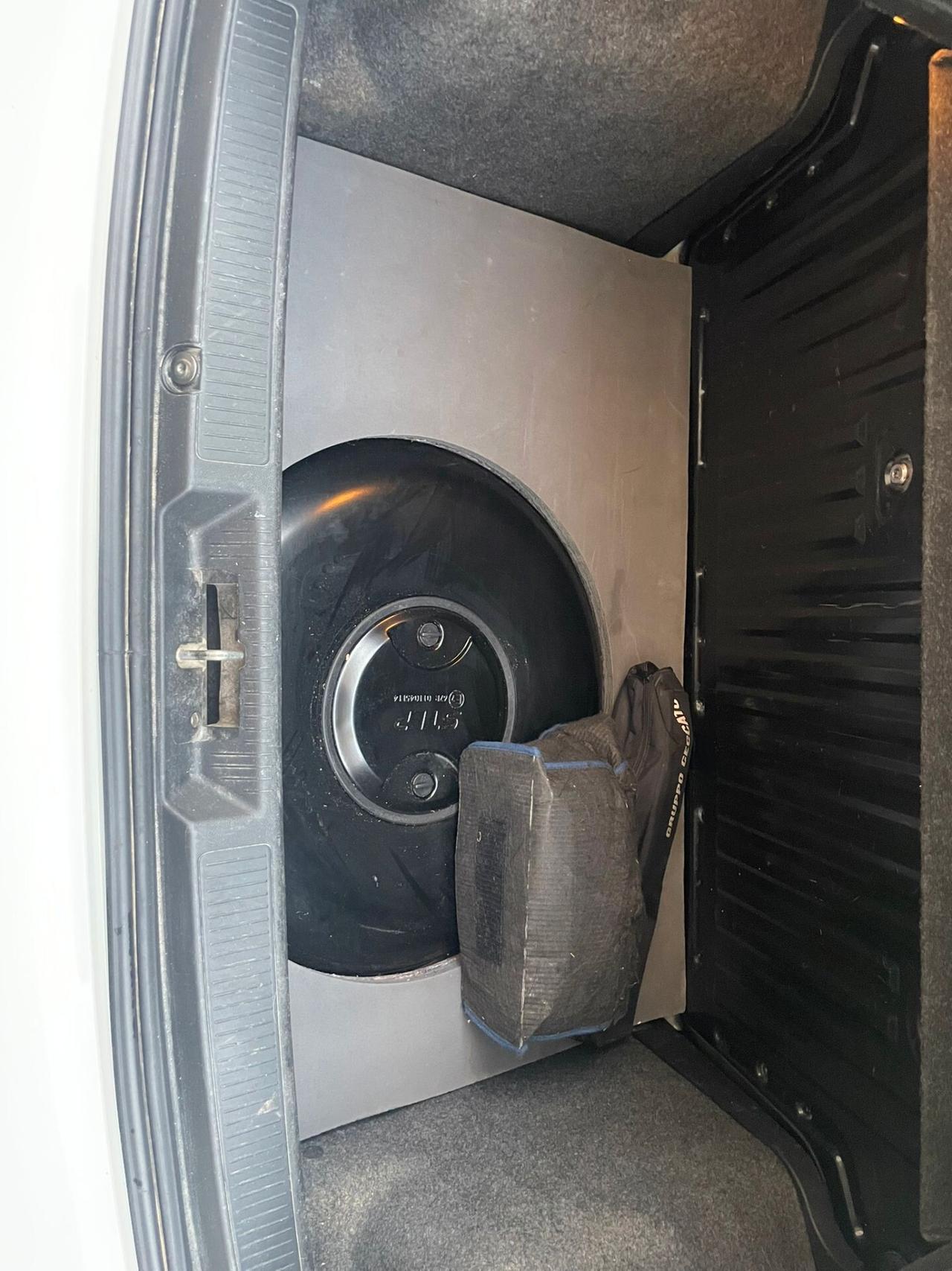 Fiat Punto 1.4 8V 5 porte Easypower GPL Lounge ok neopatentati