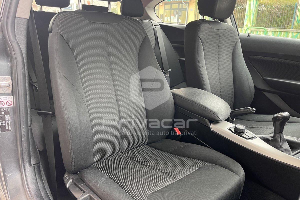 BMW 118d 3p. Advantage