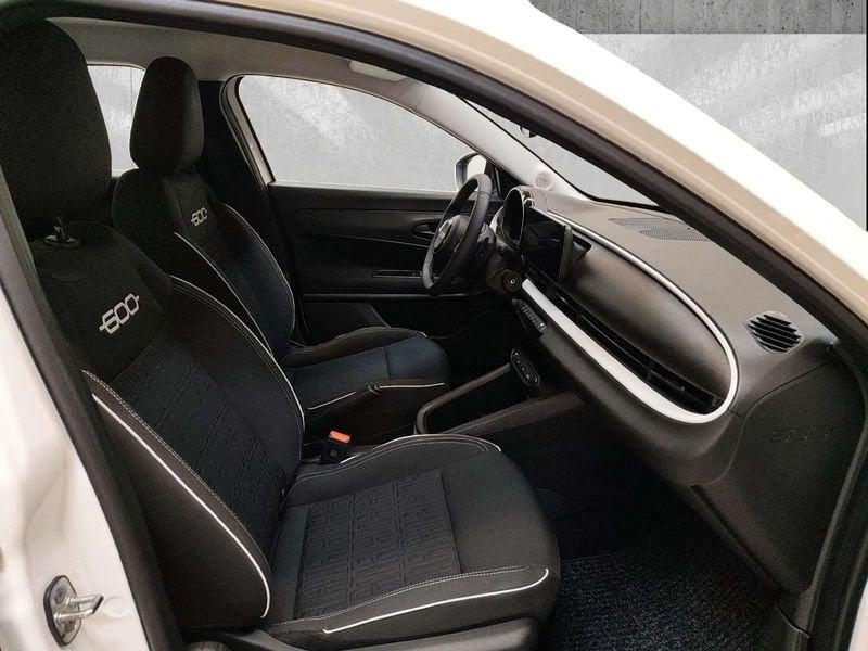 FIAT 600 1.2 hybrid 110cv auto