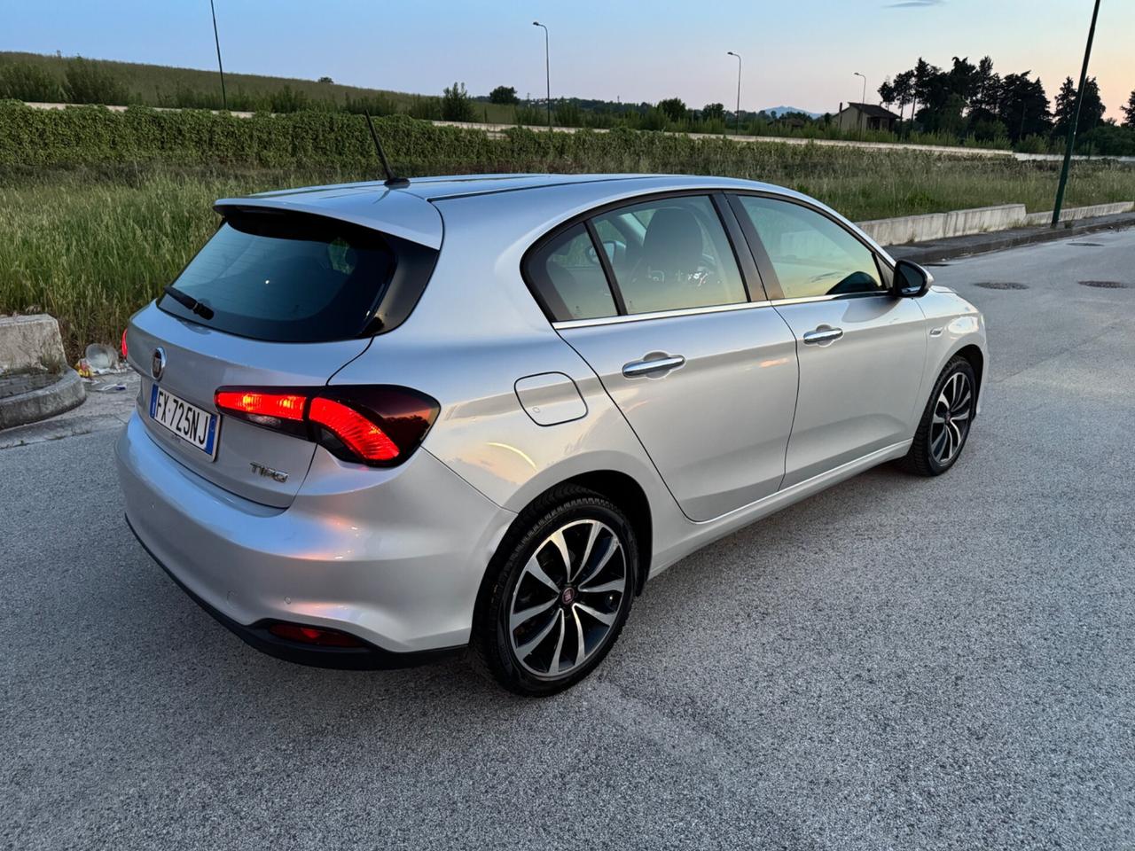 Fiat Tipo 1.6 Mjt S&S 5 porte Lounge