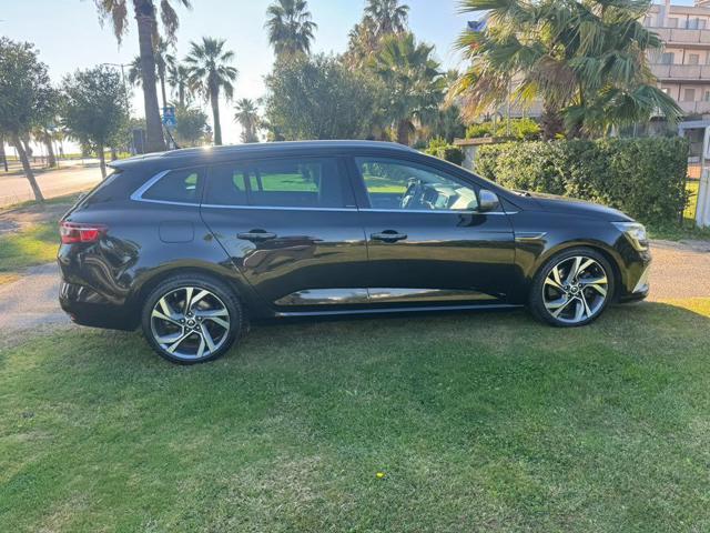 RENAULT Megane Mégane Sporter dCi 165 CV EDC GT 4Control