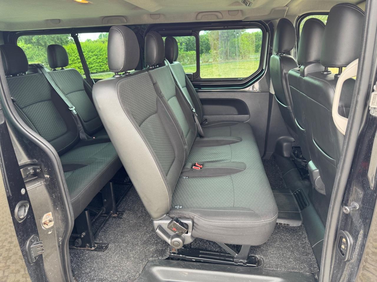 Opel Vivaro 29 1.6 BiTurbo S&S EcoFLEX PL-TN 8+1 P