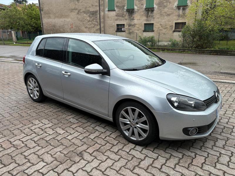 Volkswagen Golf 5 Porte Golf 5p 1.6 tdi Highline dsg OK NEOPATENTATO