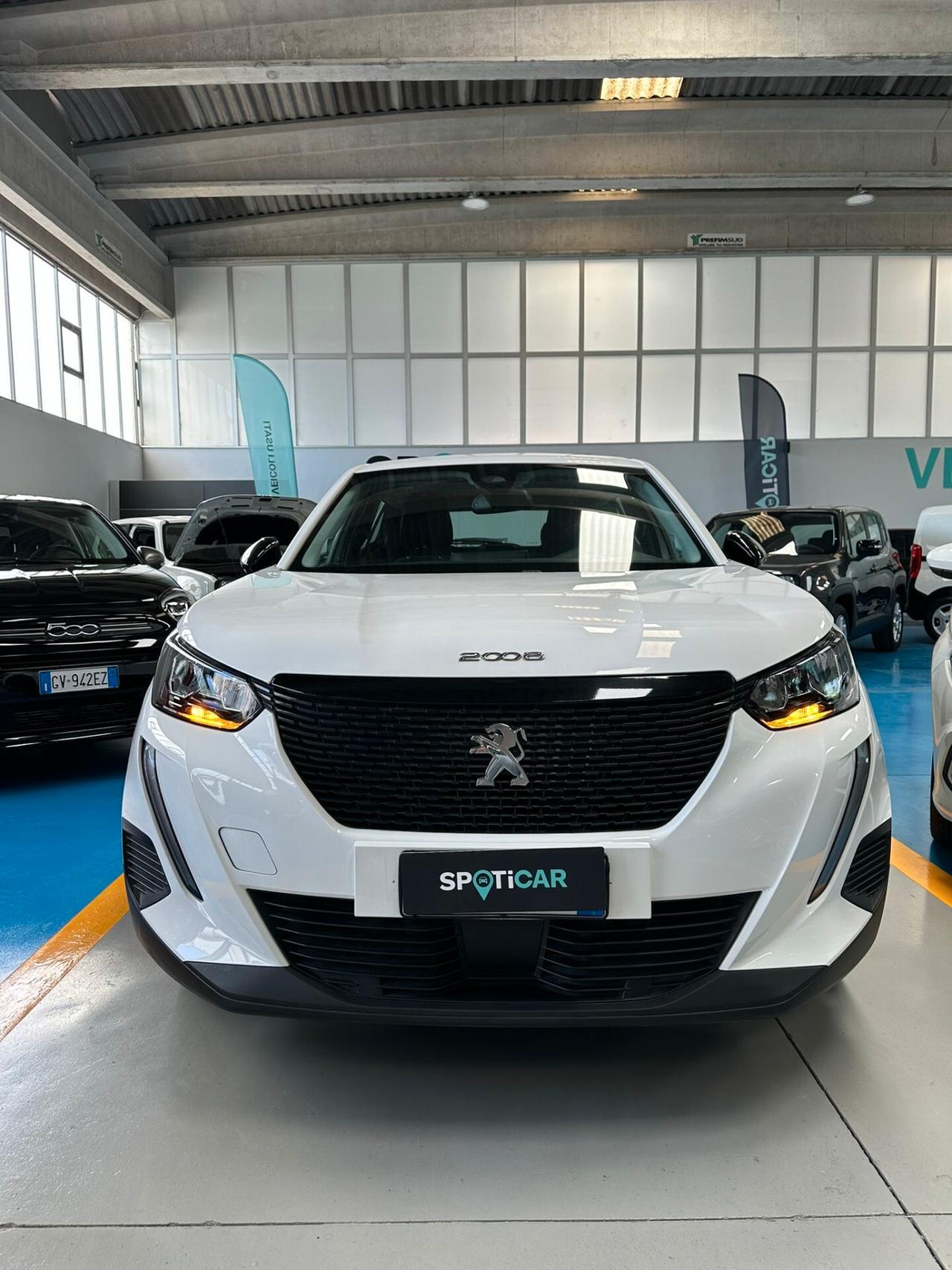 Peugeot 2008 1.2 PureTech 100 full optional