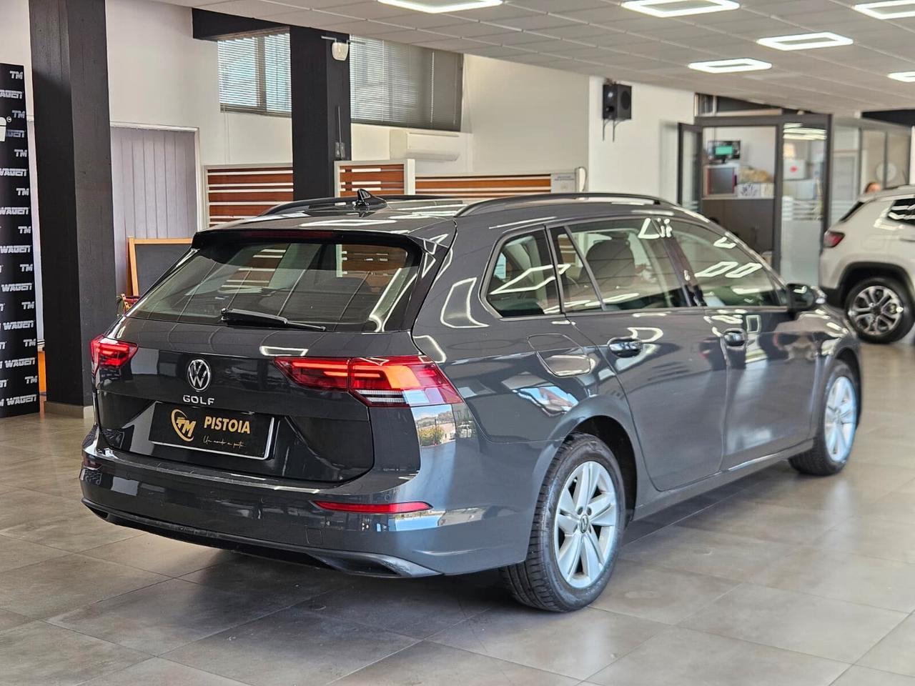 Volkswagen Golf Variant 2.0 TDI SCR Life - NEOPATENTATI