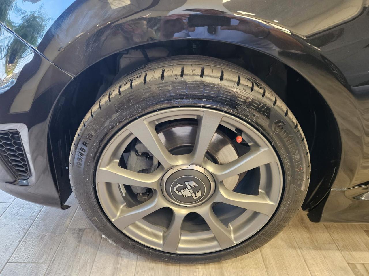 Abarth 595 1.4 Turbo T-Jet 145 CV