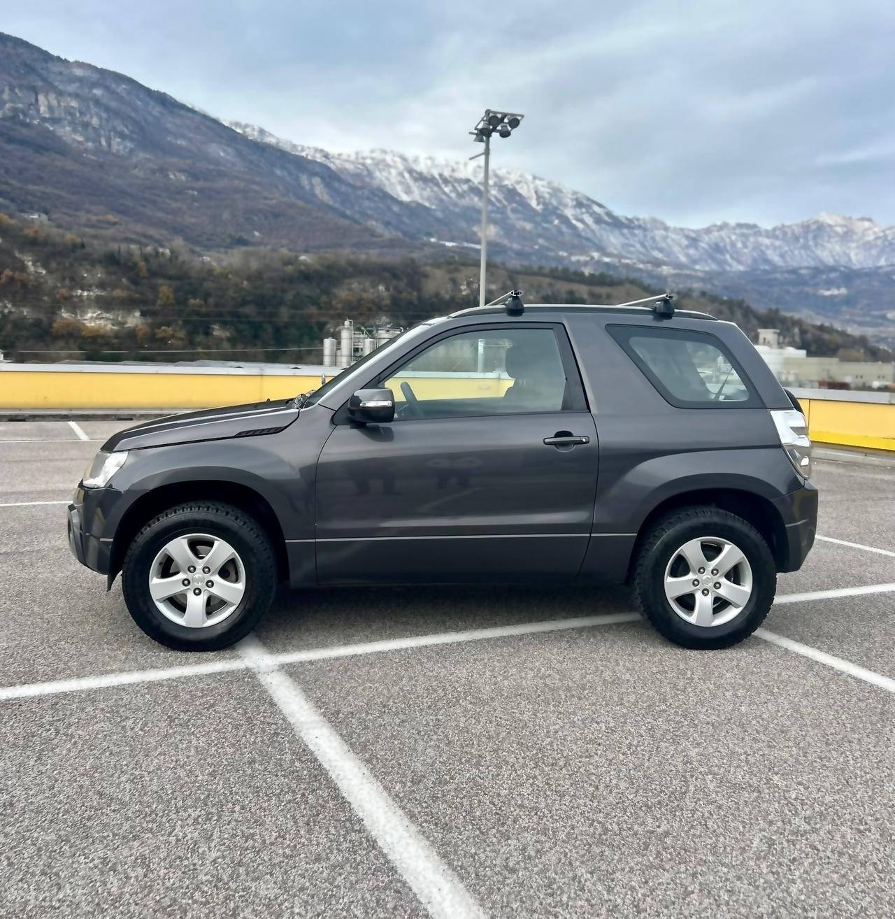 Suzuki Grand Vitara 1.6 3p Special Offroad 2012