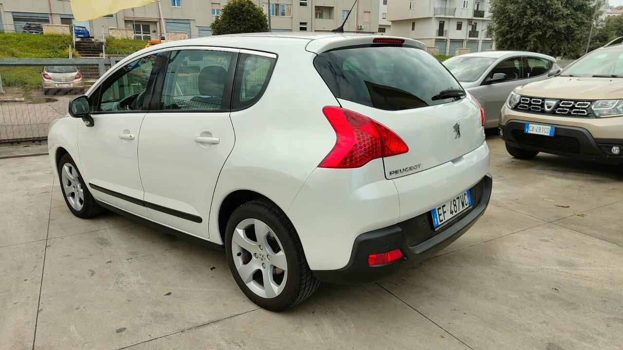 Peugeot 3008 1.6 HDi 112CV Business