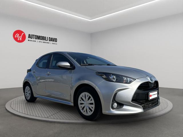 TOYOTA Yaris 1.5 Hybrid 5 porte Business