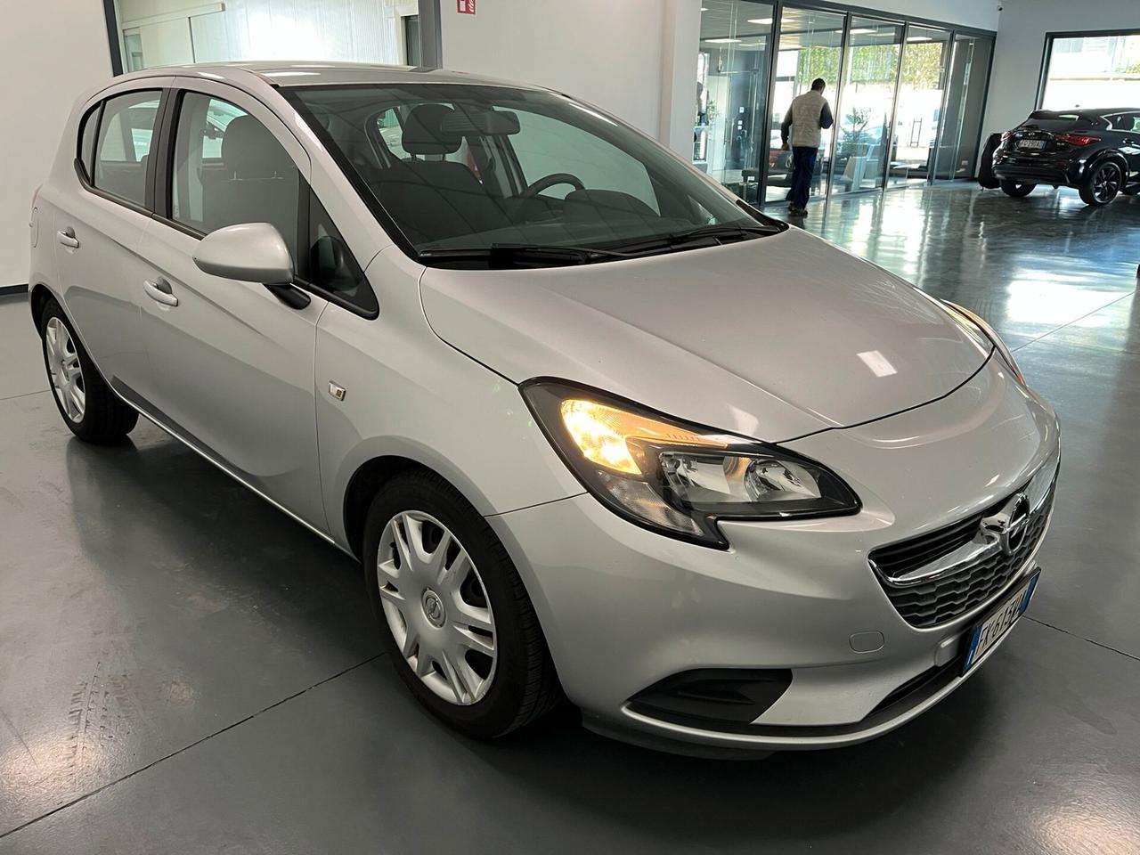 Opel Corsa 1.4 90CV GPL Tech Coupé b-Color