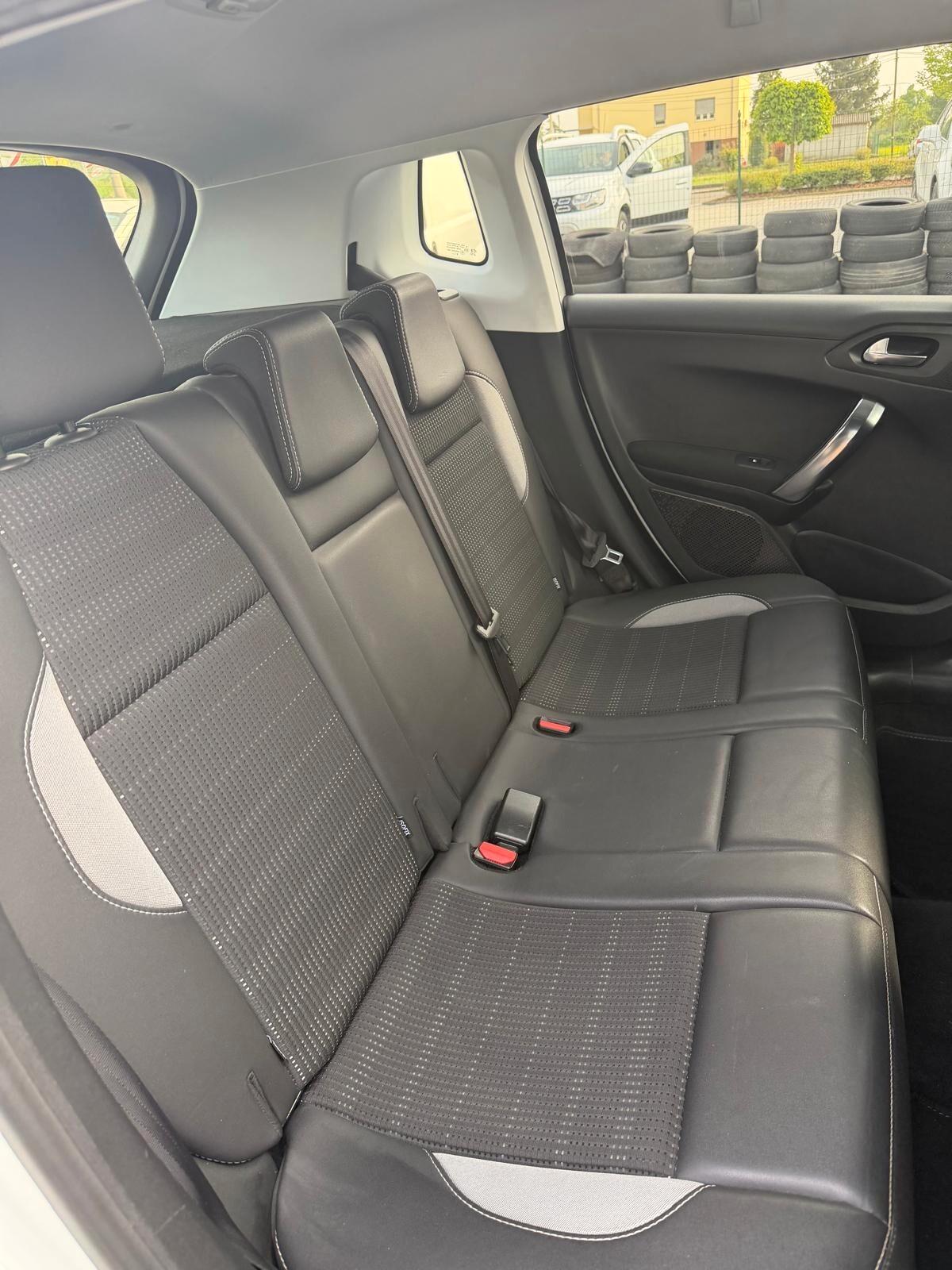 Peugeot 2008 PureTech Turbo 110 S&S GT Line