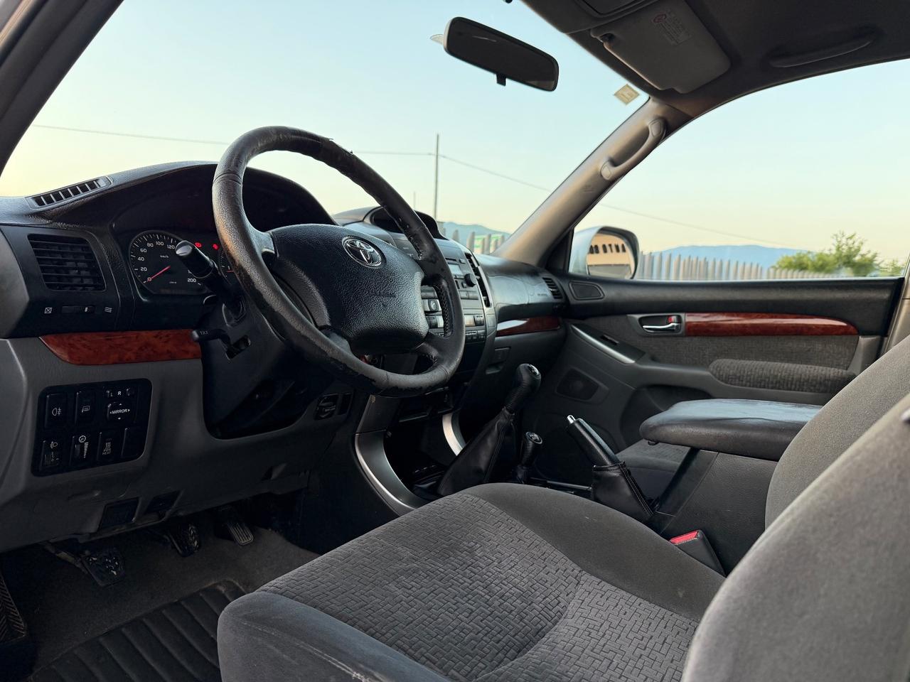Toyota Land Cruiser 3.0 D-4D 16V cat 5 porte Sol