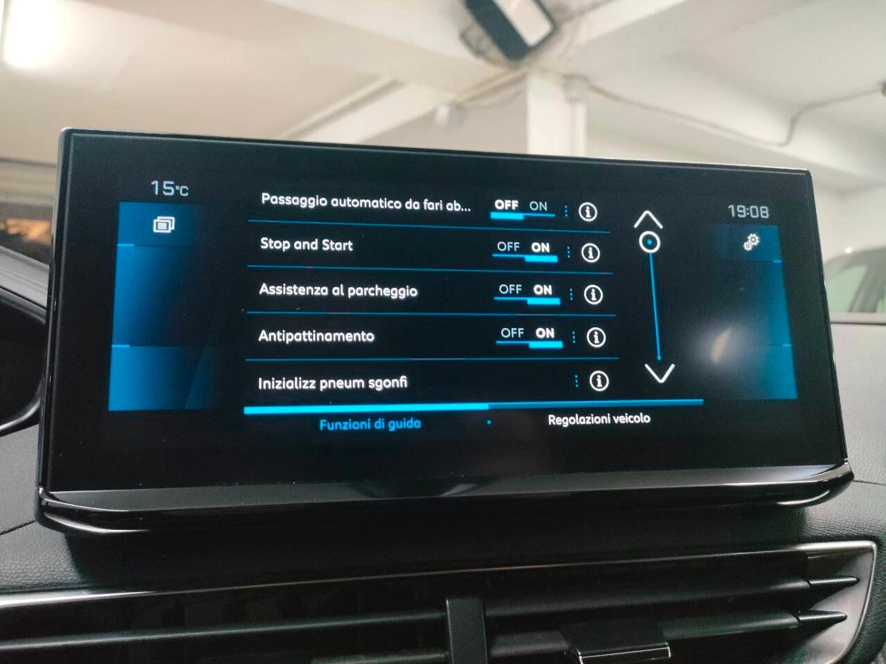 PEUGEOT 3008 2ª serie 3008 BlueHDi 130 S&S EAT...